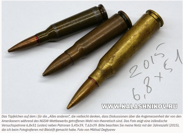 Russische Patronen von links nach rechts: 5,45x39mm, 7,62x39mm und ine inländische Versuchspatrone in 6,8x51mm aus 2015 Russische Patronen von links nach rechts: 5,45x39mm, 7,62x39mm und ine inländische Versuchspatrone in 6,8x51mm aus 2015